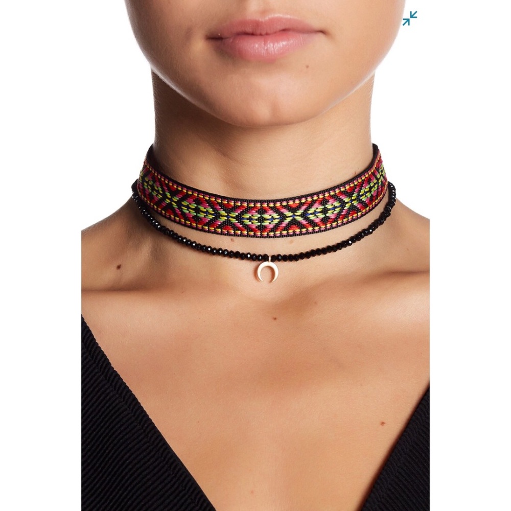 🆕Free Press Pattern Horseshoe Charm &Bead Choker